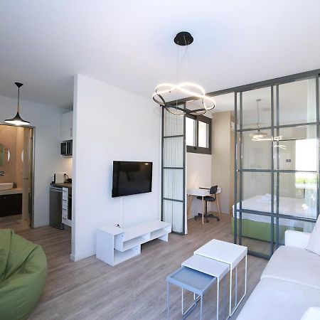Emily In Athens - Central Chic Flat With Terrace Syntagma E1 מראה חיצוני תמונה