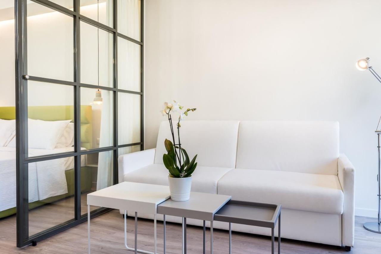 Emily In Athens - Central Chic Flat With Terrace Syntagma E1 מראה חיצוני תמונה
