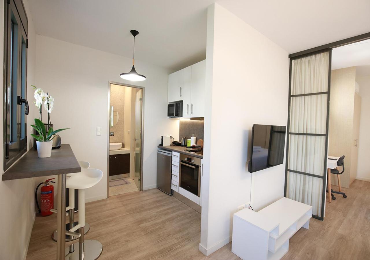 Emily In Athens - Central Chic Flat With Terrace Syntagma E1 מראה חיצוני תמונה
