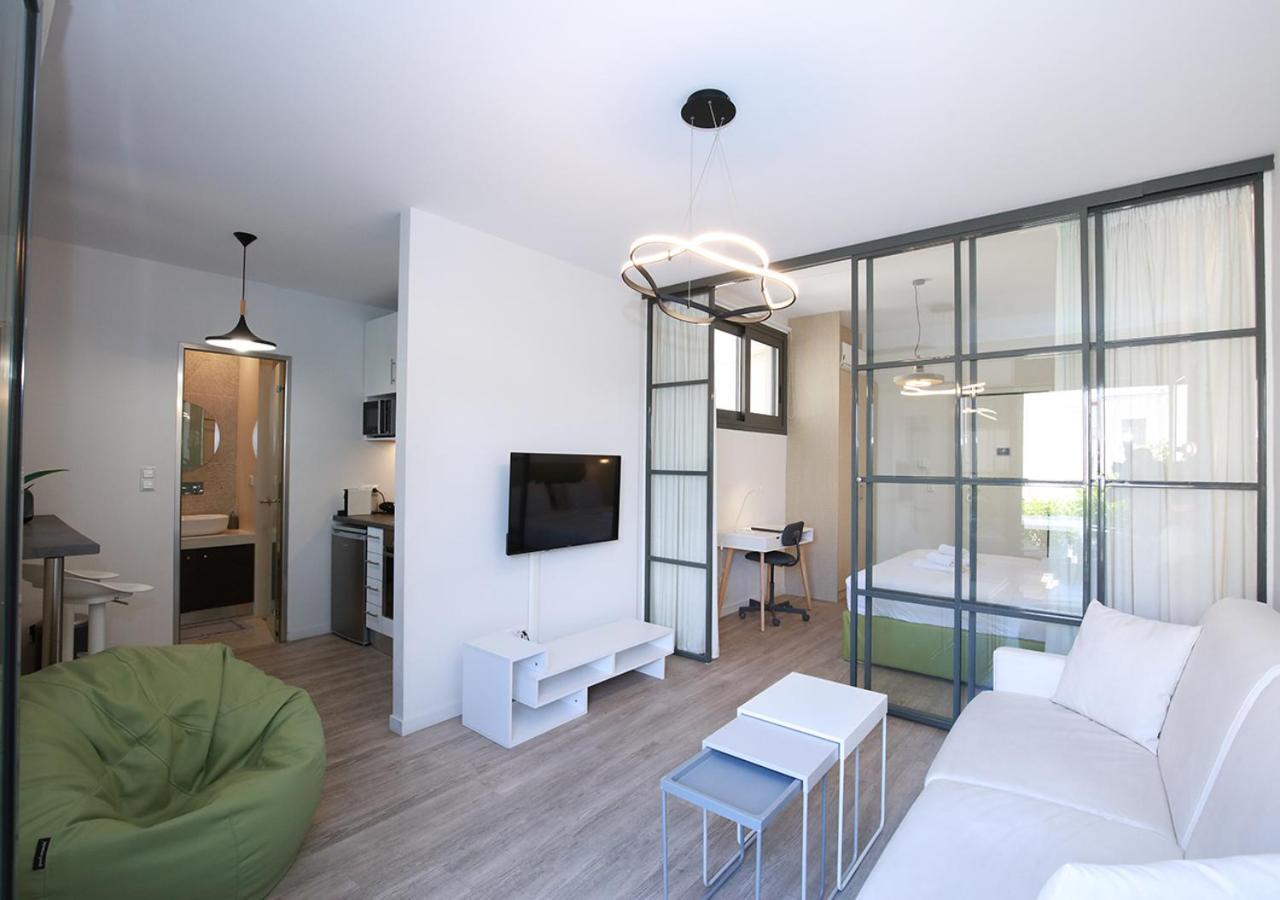 Emily In Athens - Central Chic Flat With Terrace Syntagma E1 מראה חיצוני תמונה