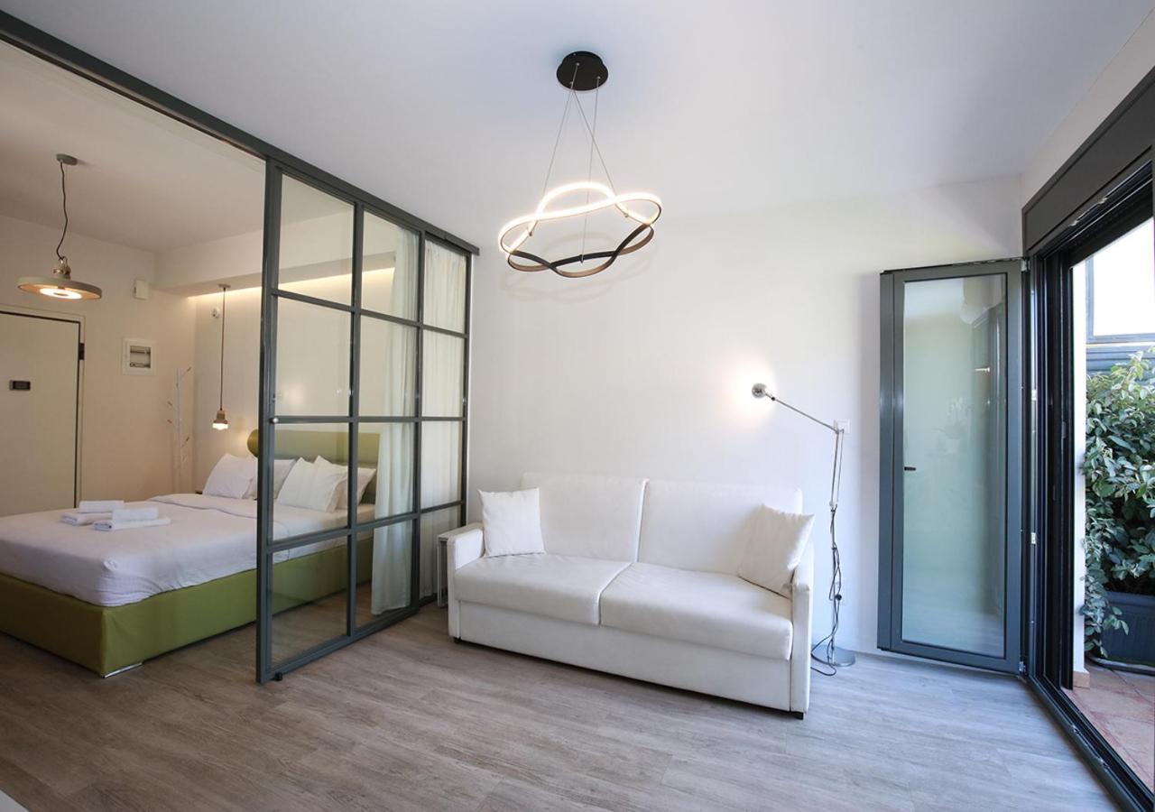 Emily In Athens - Central Chic Flat With Terrace Syntagma E1 מראה חיצוני תמונה