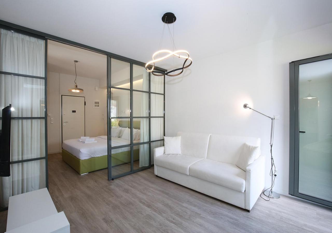 Emily In Athens - Central Chic Flat With Terrace Syntagma E1 מראה חיצוני תמונה