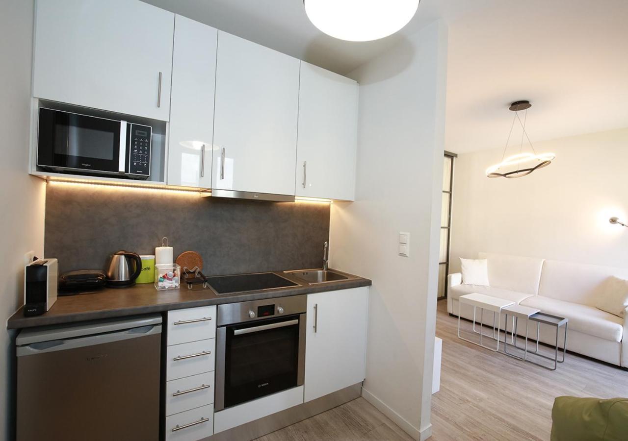 Emily In Athens - Central Chic Flat With Terrace Syntagma E1 מראה חיצוני תמונה