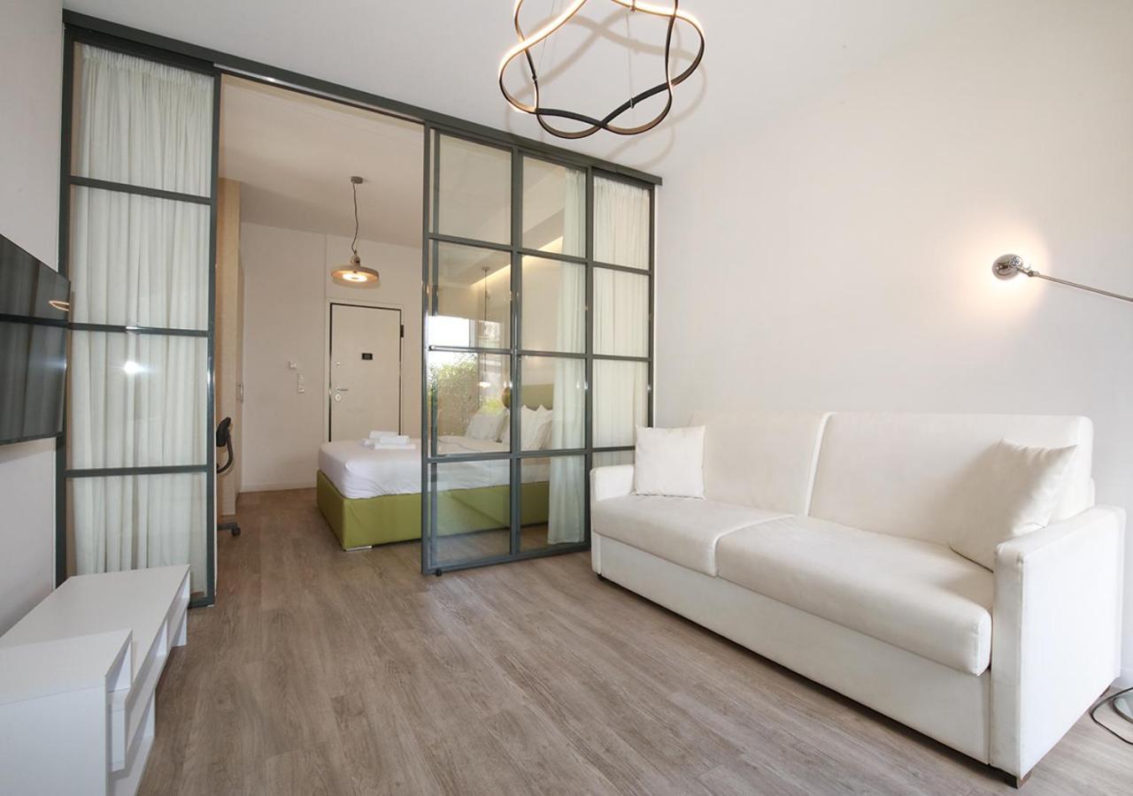 Emily In Athens - Central Chic Flat With Terrace Syntagma E1 מראה חיצוני תמונה